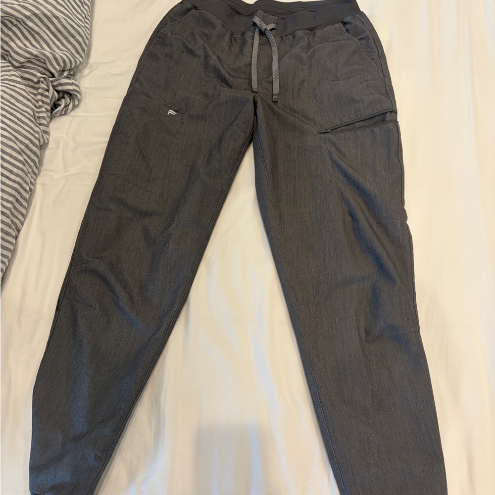 Pair of Fabletics Scrub Jogger Pants - Picture 5 of 6